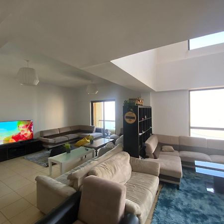 Dubai Eye Hostel Eksteriør bilde