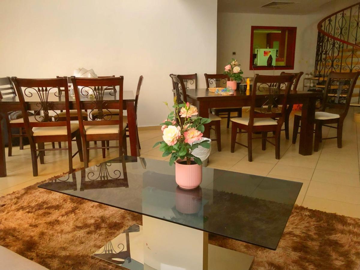Dubai Eye Hostel Eksteriør bilde